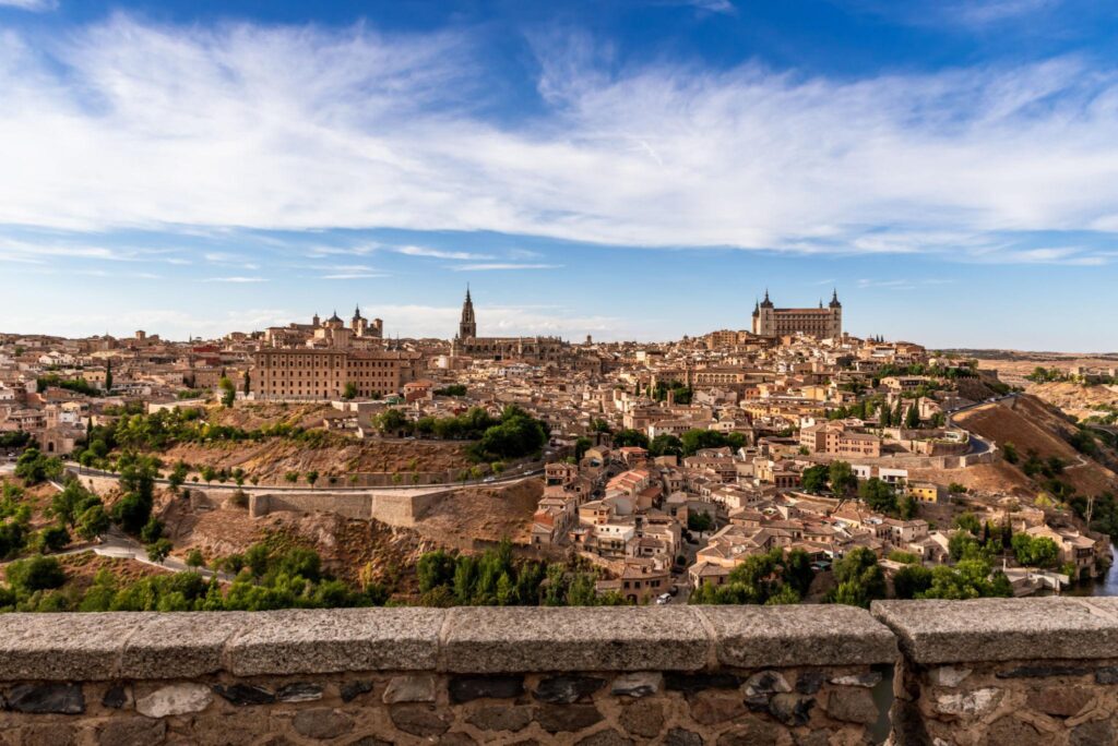 🌄 Mirador del Valle – التوقف البانورامي
